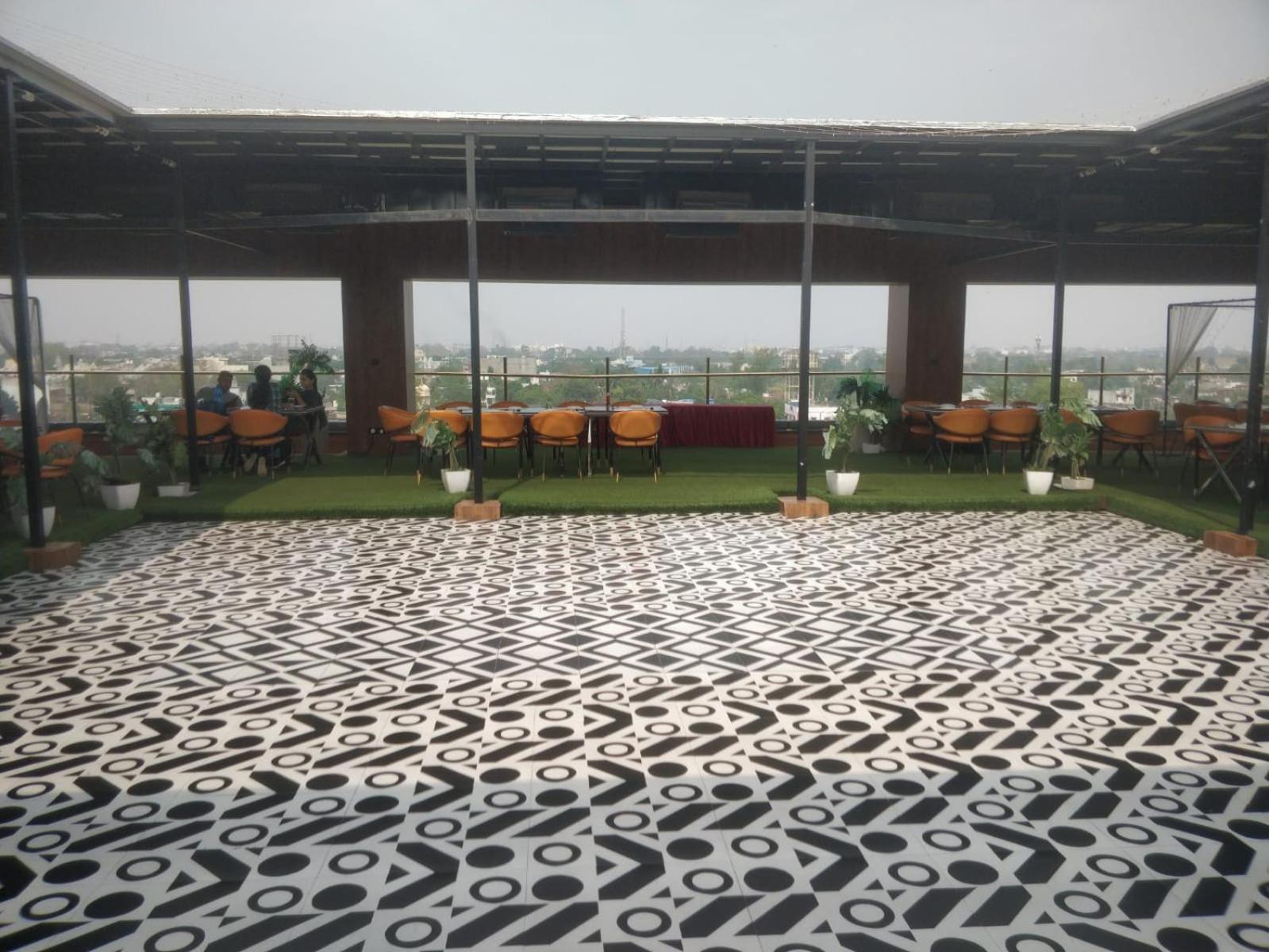 Motel Bilaspur City Eksteriør bilde