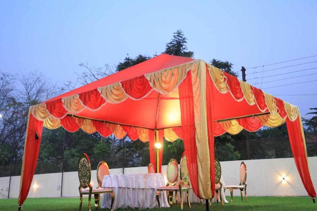 Motel Bilaspur City Eksteriør bilde