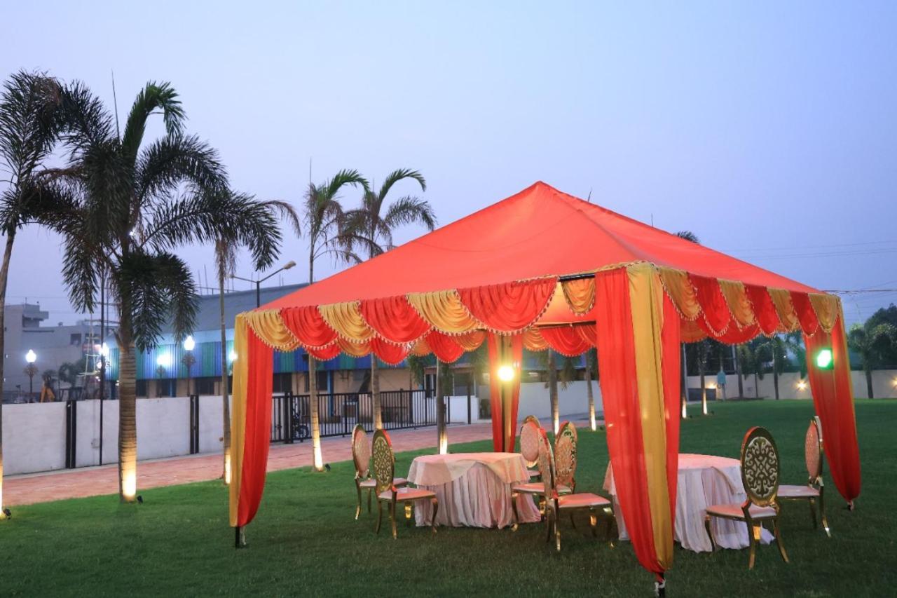 Motel Bilaspur City Eksteriør bilde