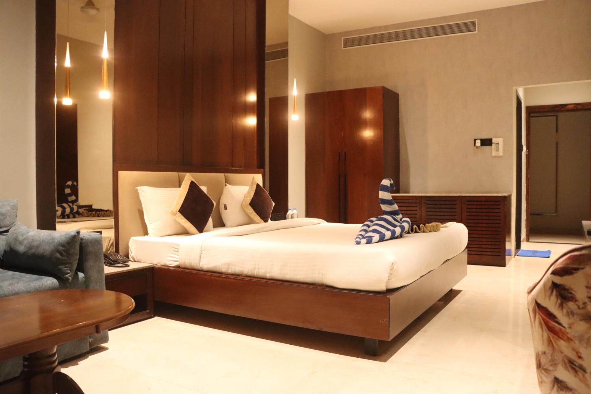 Motel Bilaspur City Eksteriør bilde