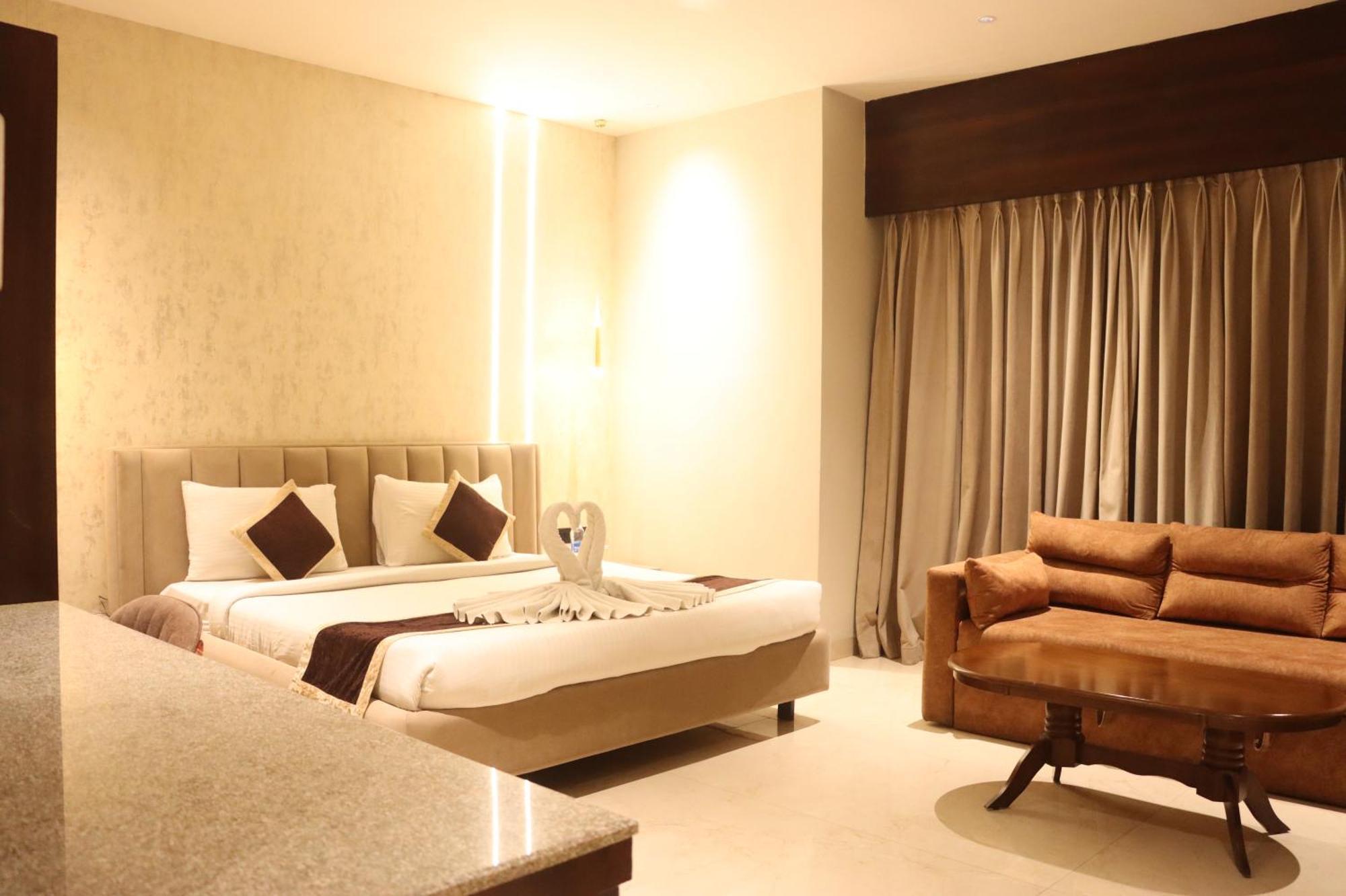 Motel Bilaspur City Eksteriør bilde
