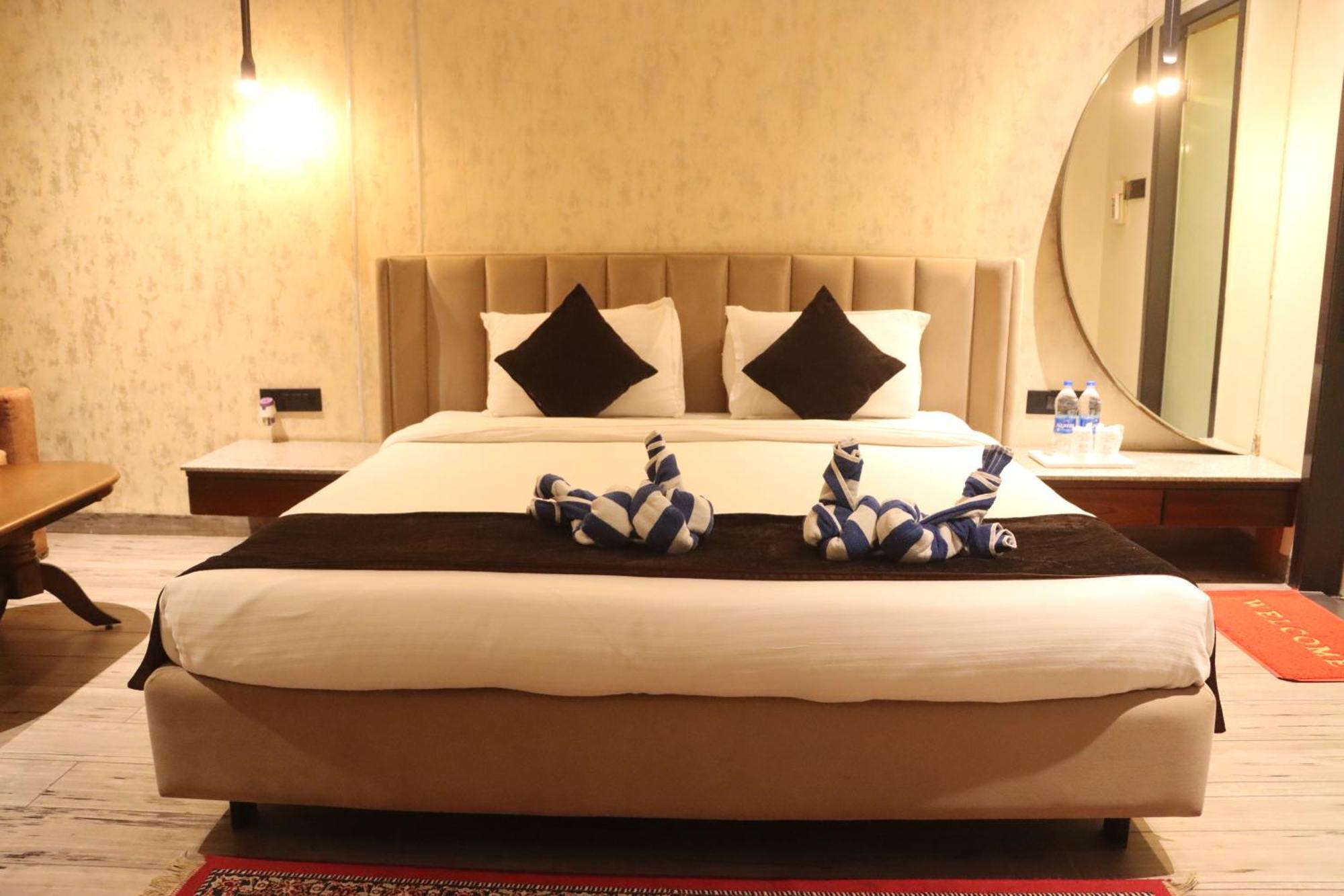 Motel Bilaspur City Eksteriør bilde