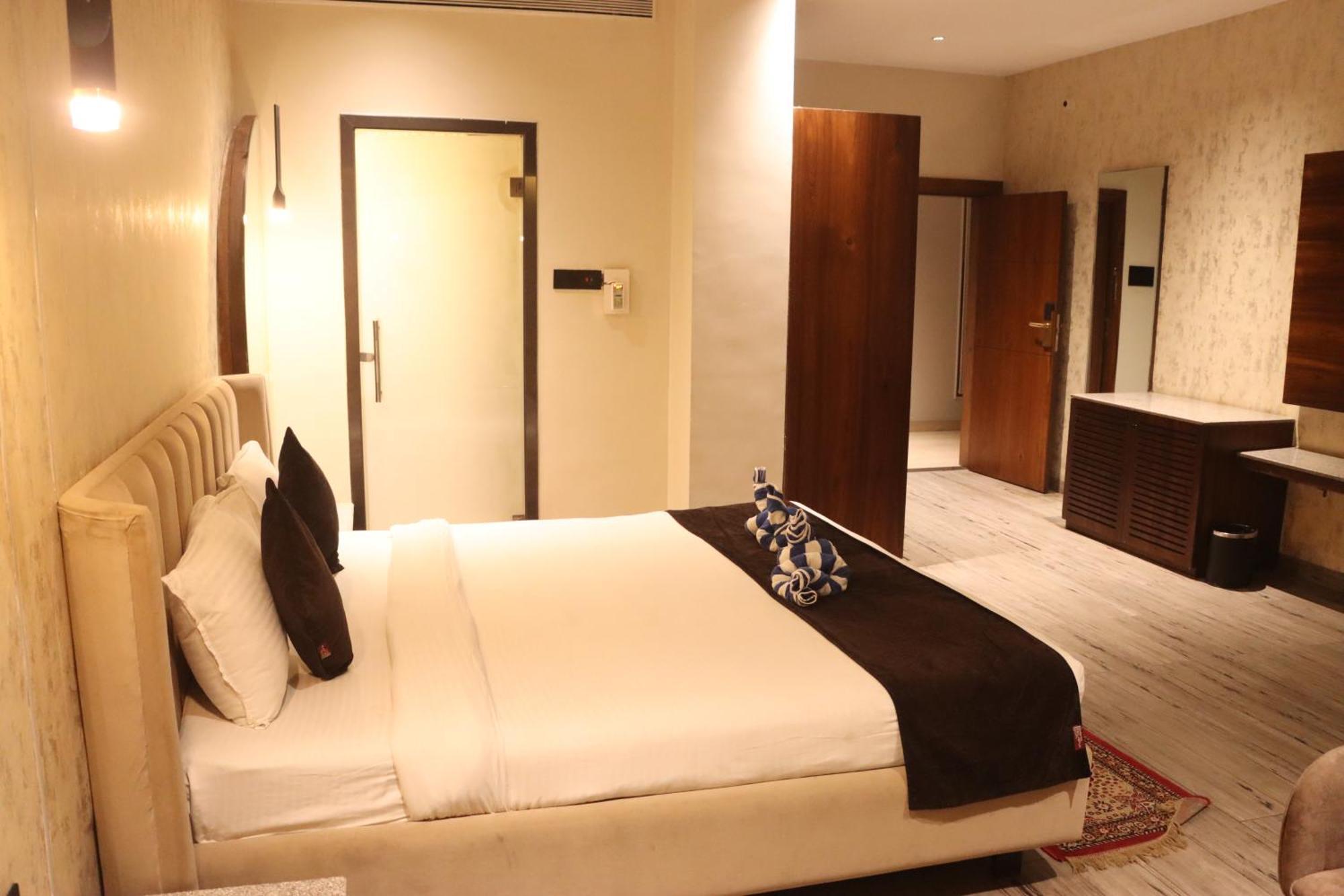 Motel Bilaspur City Eksteriør bilde