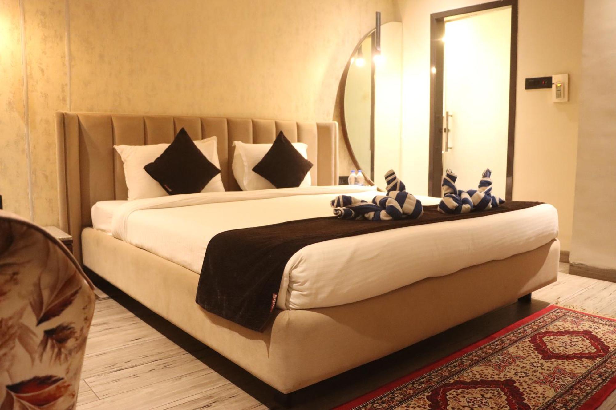 Motel Bilaspur City Eksteriør bilde